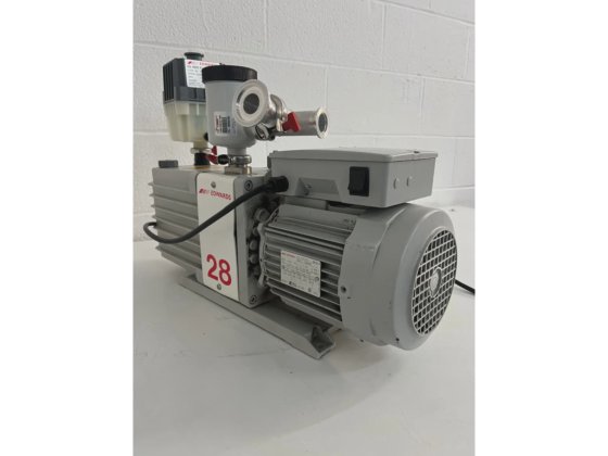 エドワーズE2M28真空ポンプ