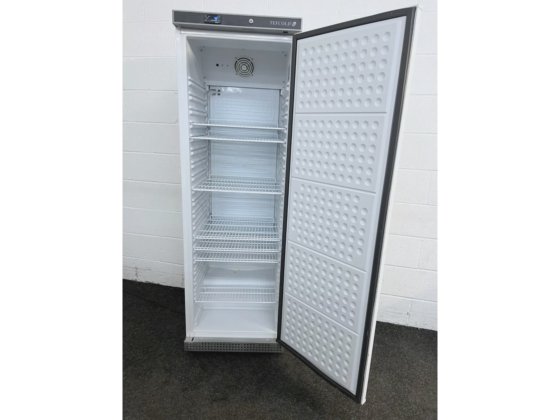 テフコールド UR400B 直立型冷蔵庫