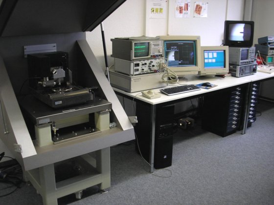 Veeco Dimension 3000