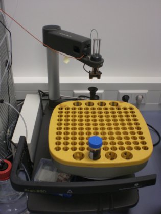 アマーシャム ÄKTA エクスプローラー