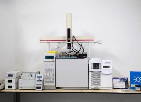 安捷伦 HP-5975 G1530A 气相色谱-质谱联用仪