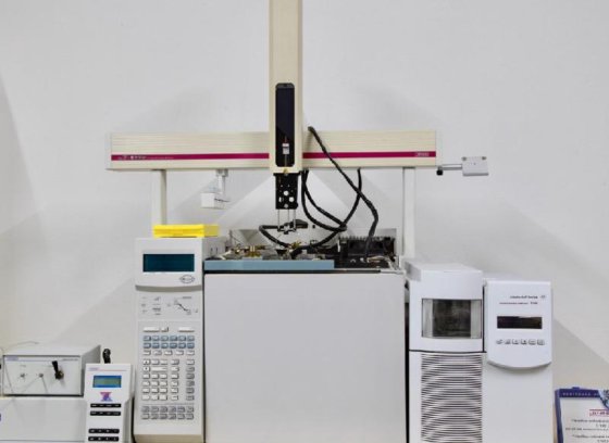 安捷伦 HP-5975 G1530A 气相色谱-质谱联用仪