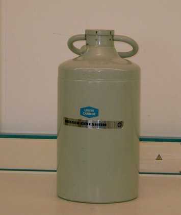 ミッサー・グリースハイム Dewargefäss