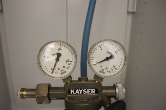 デュペルタール ガスシリンダーキャビネット B60