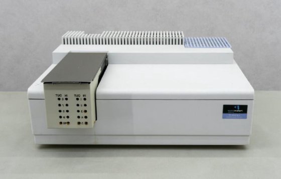 Perkin Elmer Lambda 25 紫外可见分光光度计
