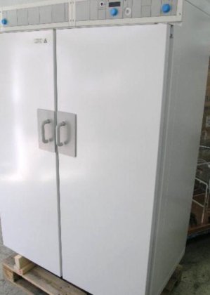 ヘレウス UT6760 乾燥オーブン