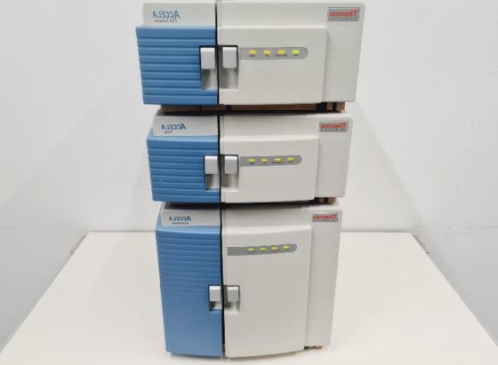 サーモ・フィッシャー アッセラ HPLCシステム 自動サンプラー付き、