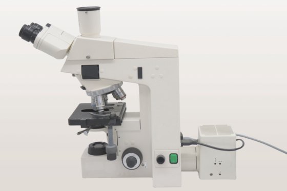 ツァイス アクシオスコープ