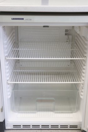 ホーエンローエ島のシンク付きワークステーション