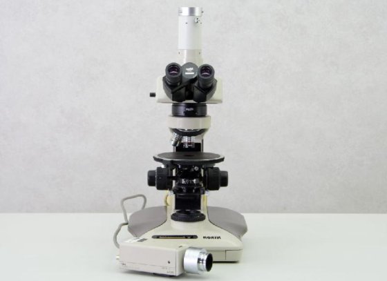 Microscopio Nikon Optiphot-2