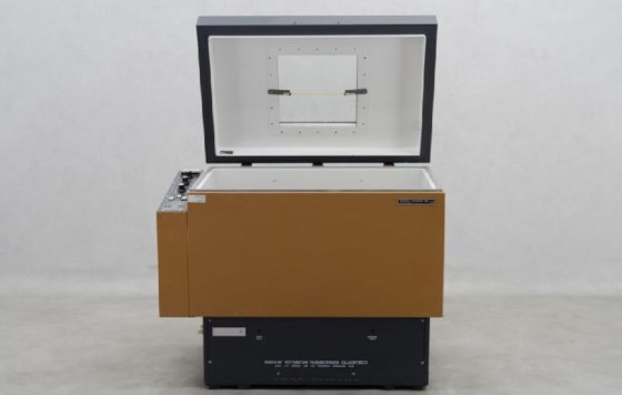 ニューブランズウィック G25 シェーキングインキュベーター