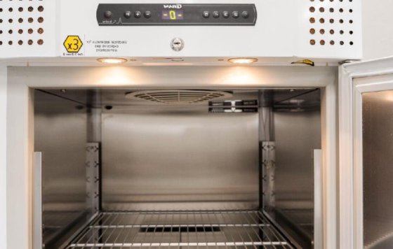 グラム BIOPLUS RF660D 防爆冷凍庫