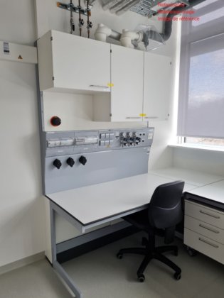 瓦尔德纳工作站 B150