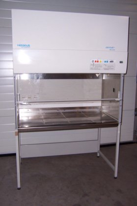 ヘラウスエア HB 2448