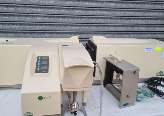 マルバーンインストゥルメンツ マルチサイザー APA2000 粒子計