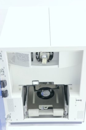 应用生物系统 ViiA7