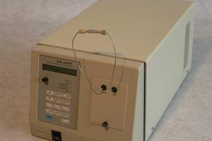 ウォーターズ電気化学検出器464