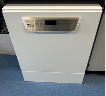 2024 Miele PG 8583