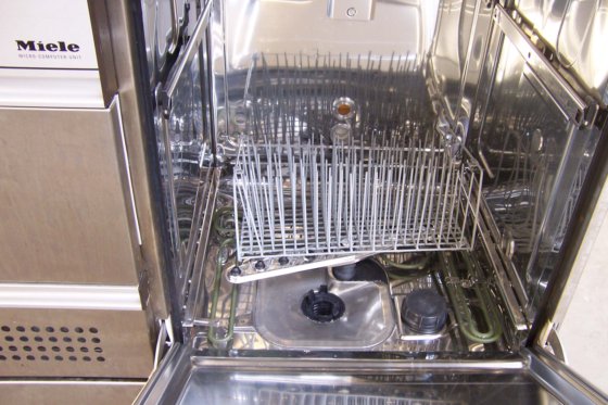 ミーレ研究室用食器洗い機/滅菌機 CD MCU