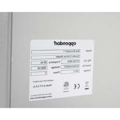 ニューブランズウィック エッペンドルフ エクセラ E24 イノーバ