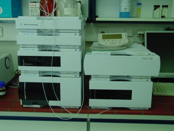 アジレント 1200 キャップ