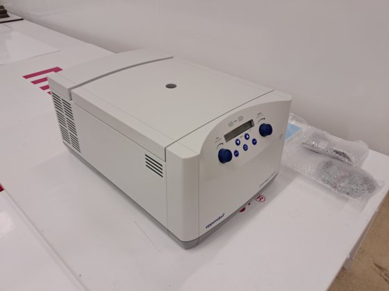 2021 Eppendorf 5702 R