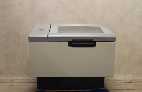 新不伦瑞克省 Excella 25R 冷藏摇晃公司