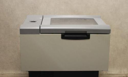 新不伦瑞克省 Excella 25R 冷藏摇晃公司