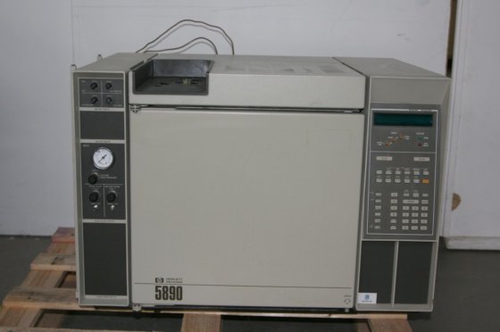 ヒューレット・パacket ガス分析装置 GC 5890