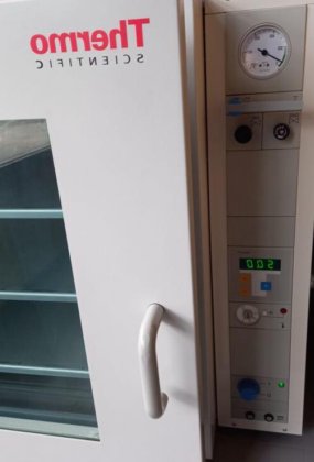 真空乾燥オーブン、サーモ、VT 6130 M