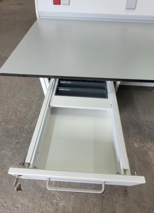 ヴェーゼマン プリント アイランド テーブルヴェーゼマン プリント