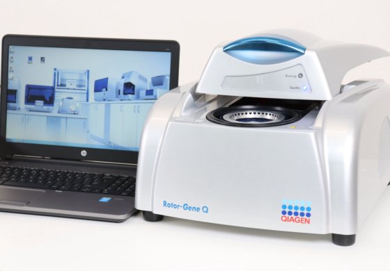 2016 Qiagen 旋转盘式热封机
