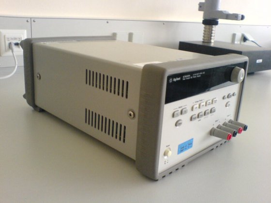 Agilent E3646A