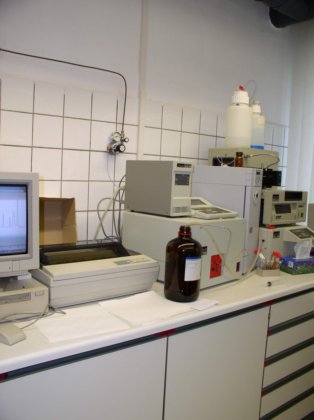 パーキンエルマーHPLC