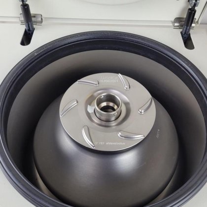 サーモサイエンティフィック ヘレウス バイオフュージ プリモ R