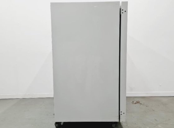 Binder BD 720 E2インキュベーター実験室