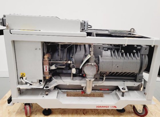 爱德华斯型号 iQDP80 干式真空泵 实验室