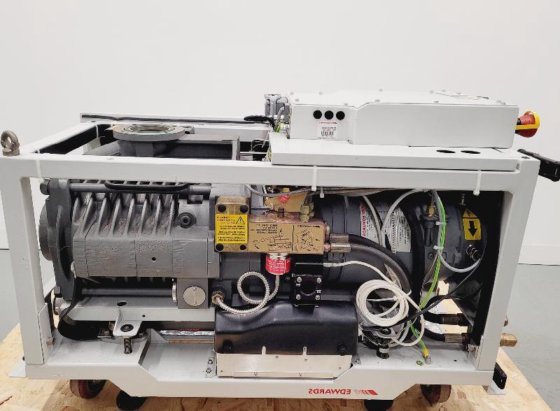 爱德华斯型号 iQDP80 干式真空泵 实验室