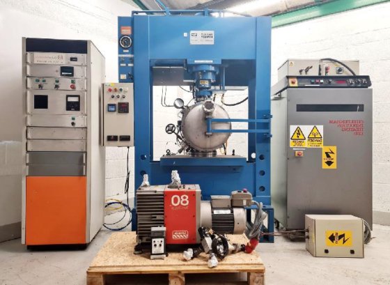 マッキー・ボーリー拡散結合機、チェルトナム誘導