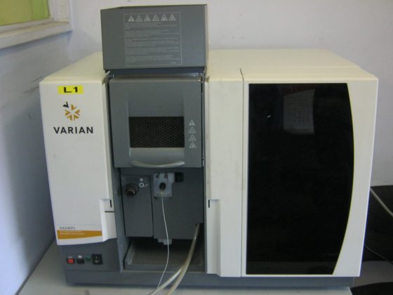 Varian AA 240FS