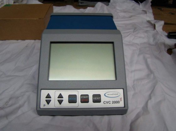 Vacuubrand CVC 2000