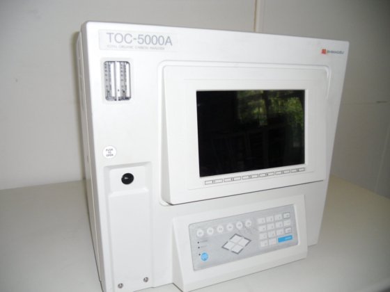 Shimadzu TOC-5000 A