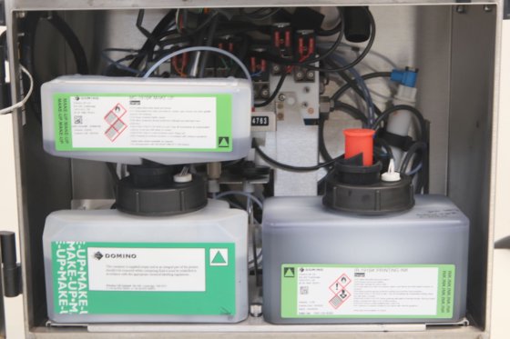 多米诺骨牌A-100