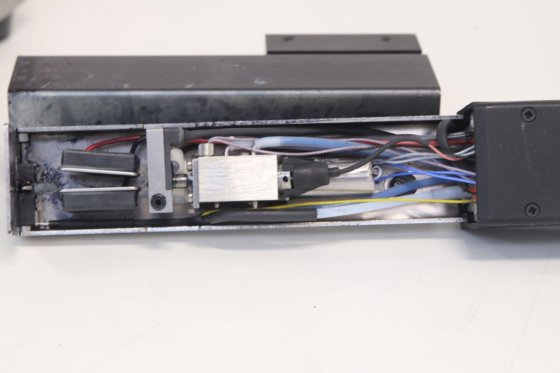 多米诺骨牌A-100