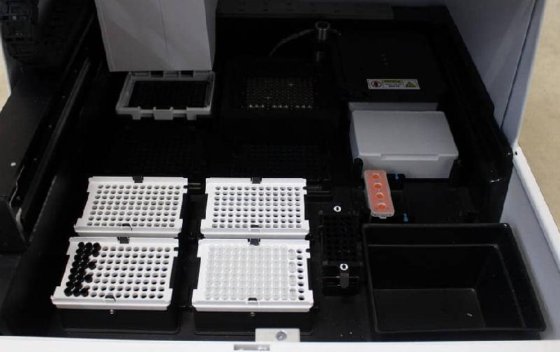 合成ゲノミクス BioXp 3200 DNA プリンター