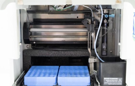 ウォーターズ 2707 オートサンプラー