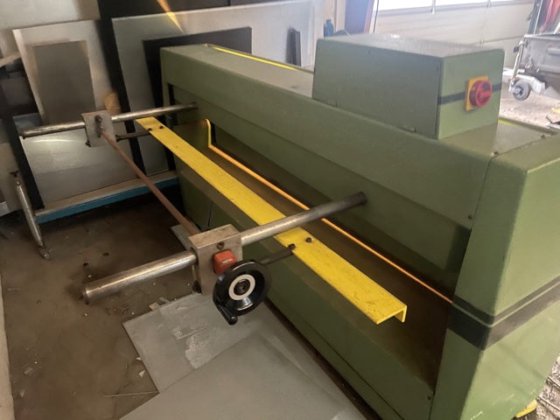 Machine shears Sheet metal processing