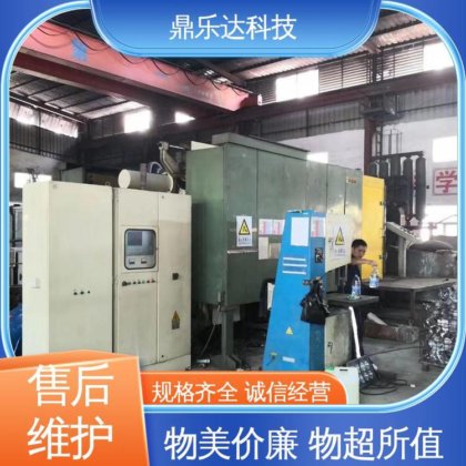 智能控制 压力稳定 触摸屏 操作方便 冷室压铸机