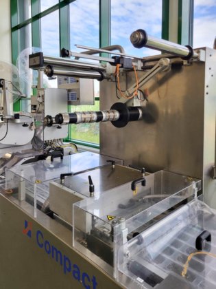 2002 CFS Compact 380