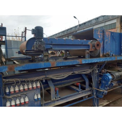 Sorting system for bulk material